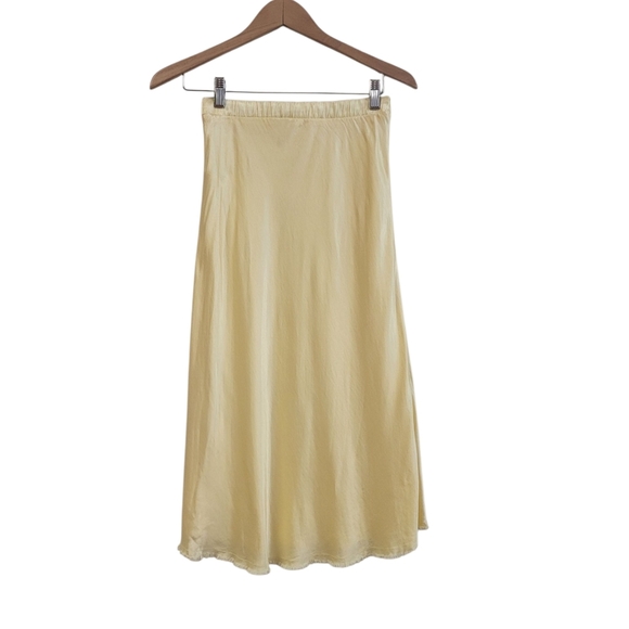 Nation Ltd Yellow Satin Midi Skirt Raw Hem XS / Small Pull On New USA - Picture 4 of 6